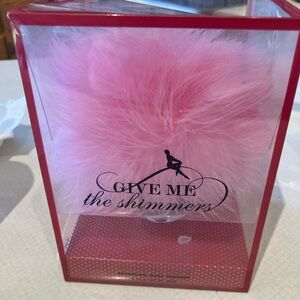 Victoria’s Secret New in box Give Me The Shimmers powder puff